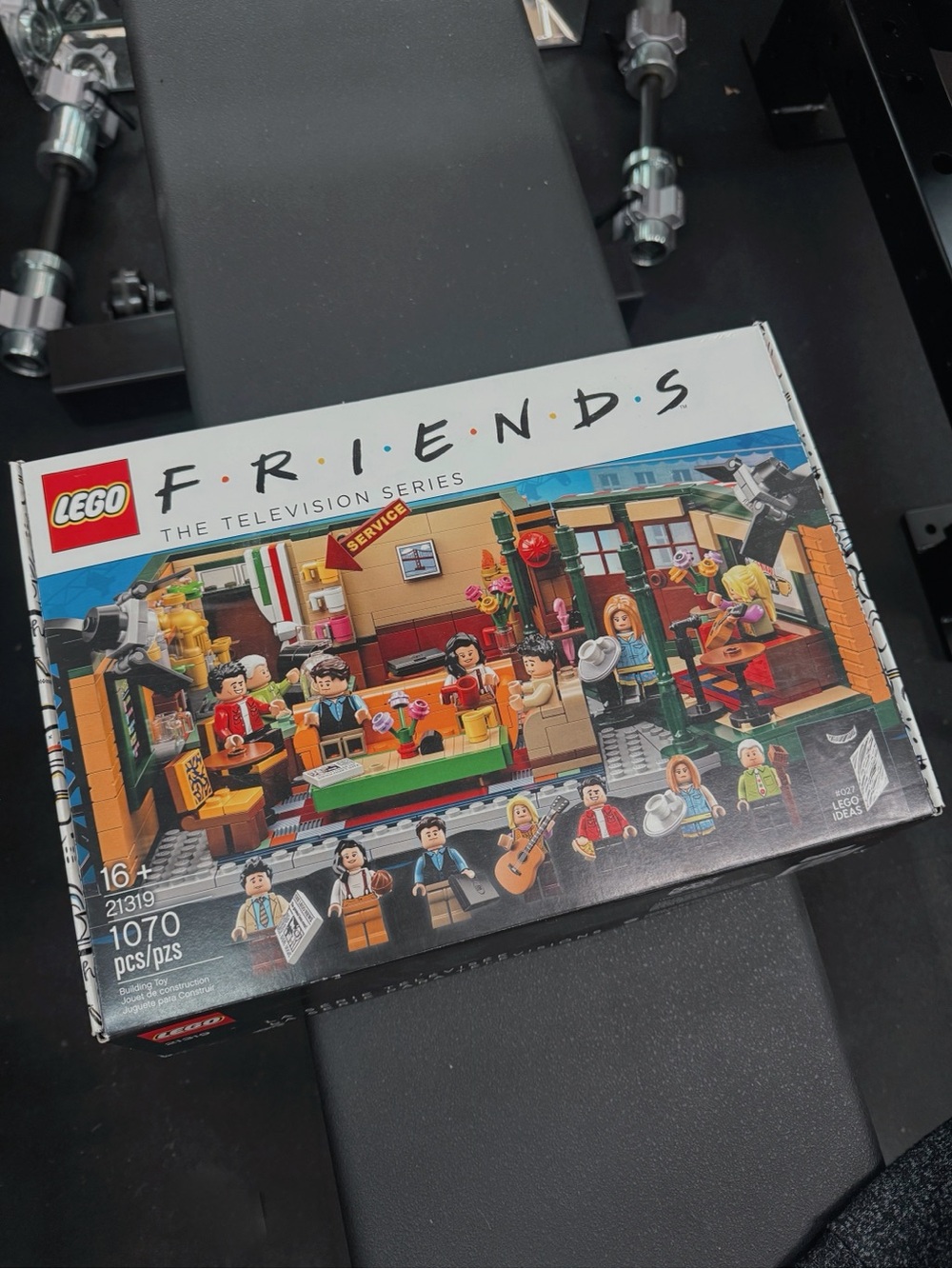 Lego Friends Central Perk Cafe